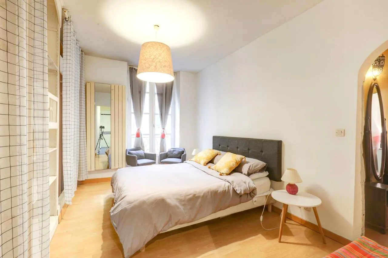 Saint Germain Des Pres City Apartment 파리