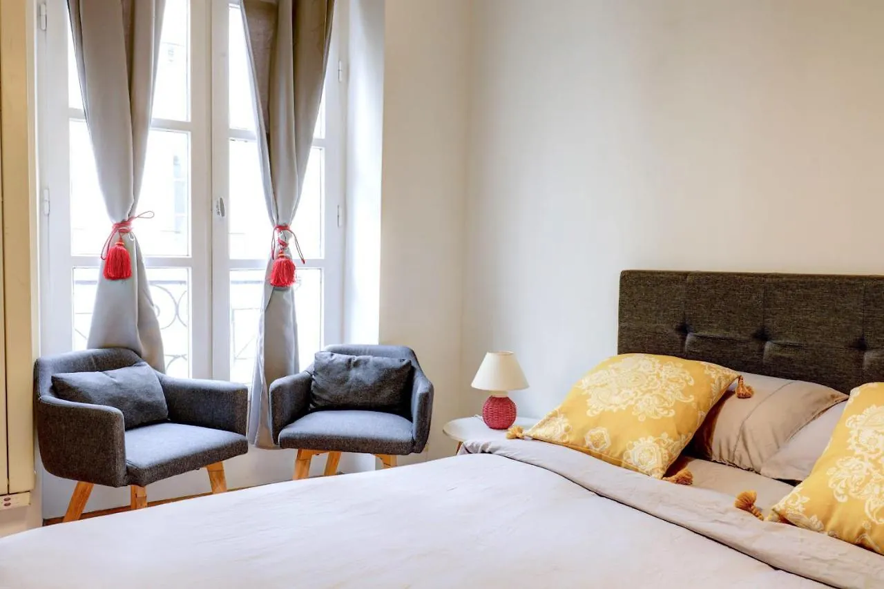 Saint Germain Des Pres City Apartment Paris
